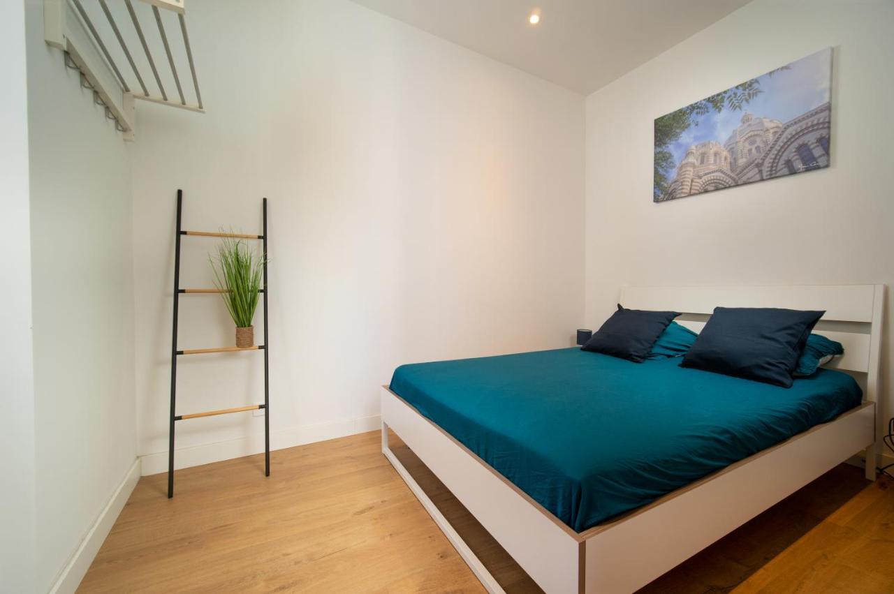 Appartement Au Cœur De Vieux Port *